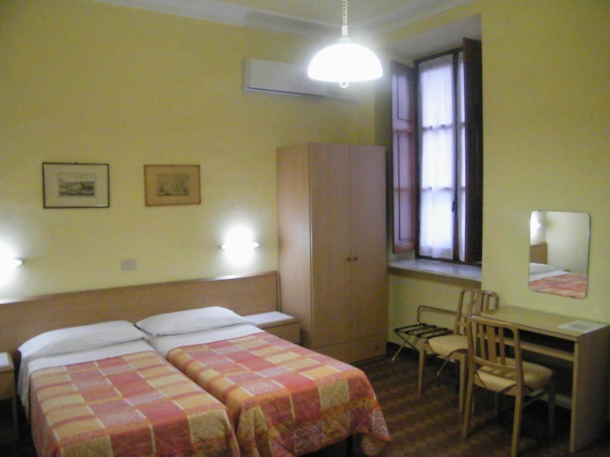 Torino Central-- Rooms And Apartments - Alba Esterno foto